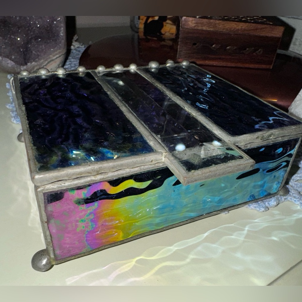 Iridescent Stained Glass Trinket Box✨ - Picture 9 of 16